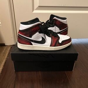 Air Jordan 1 mid Se